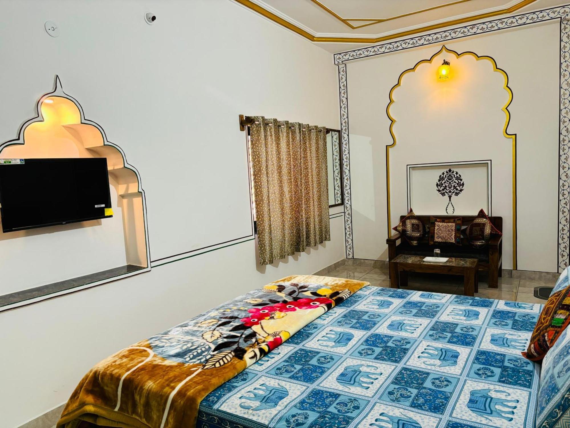 بوشكار Hotel Tulsi Palace المظهر الخارجي الصورة